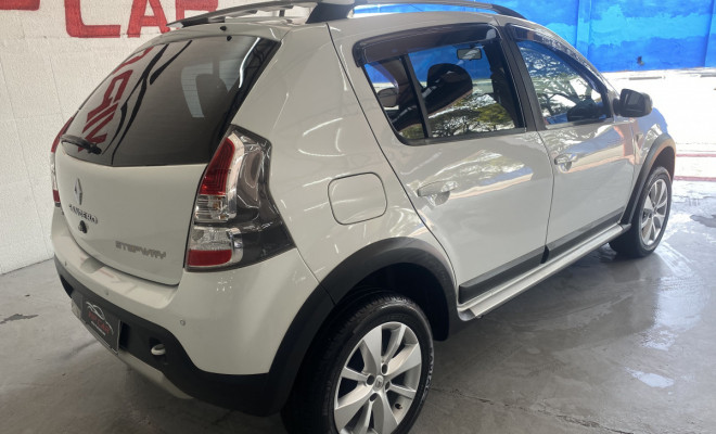 Renault SANDERO STEPWAY Hi-Flex 1.6 16V 5p Aut. 2014 Flex-2