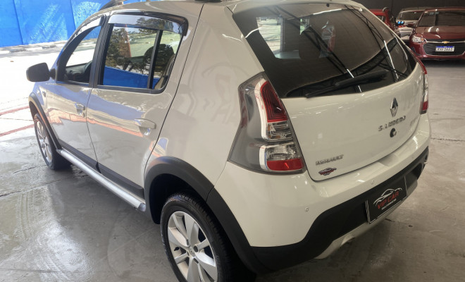 Renault SANDERO STEPWAY Hi-Flex 1.6 16V 5p Aut. 2014 Flex-3