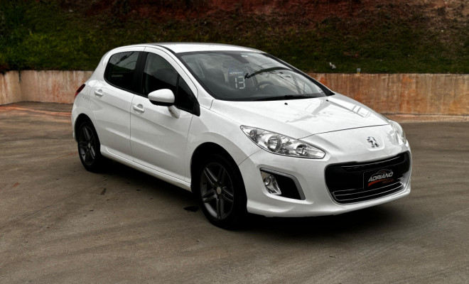 308 Allure 2.0 Mec. 2013 – Design, conforto e potência-13