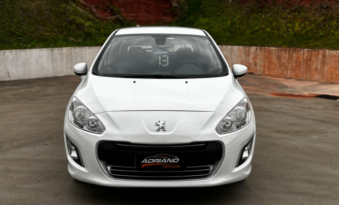 308 Allure 2.0 Mec. 2013 – Design, conforto e potência-0