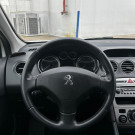 308 Allure 2.0 Mec. 2013 – Design, conforto e potência