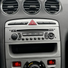 308 Allure 2.0 Mec. 2013 – Design, conforto e potência