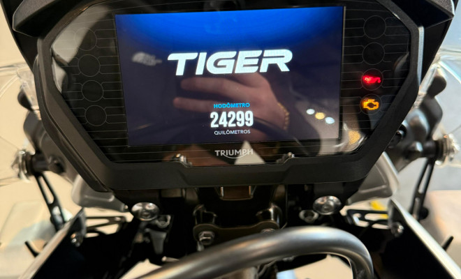 TRIUMPH TIGER 800 XRT 2020 Gasolina-11