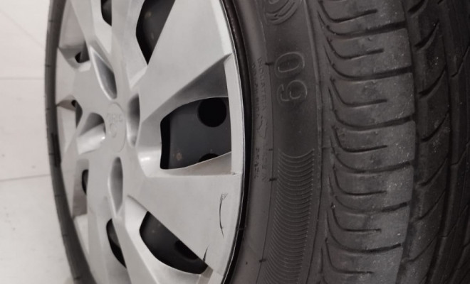 GM - Chevrolet MONTANA LS 1.4 ECONOFLEX 8V 2p 2013 Flex-3