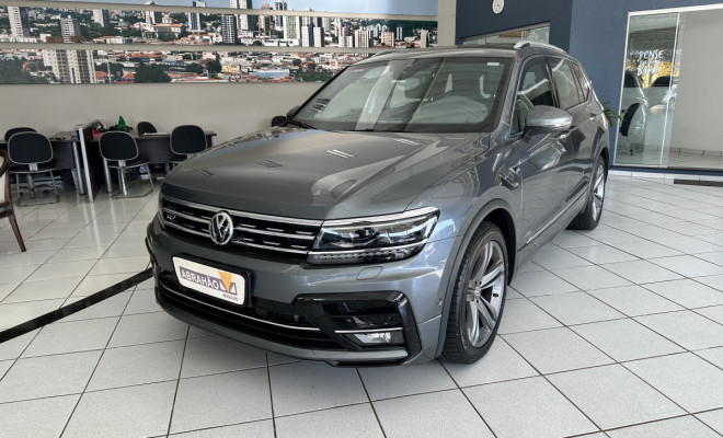 VW - VolksWagen TIGUAN Allspac R-Line 350 TSI 2.0 4x4 2018 Gasolina