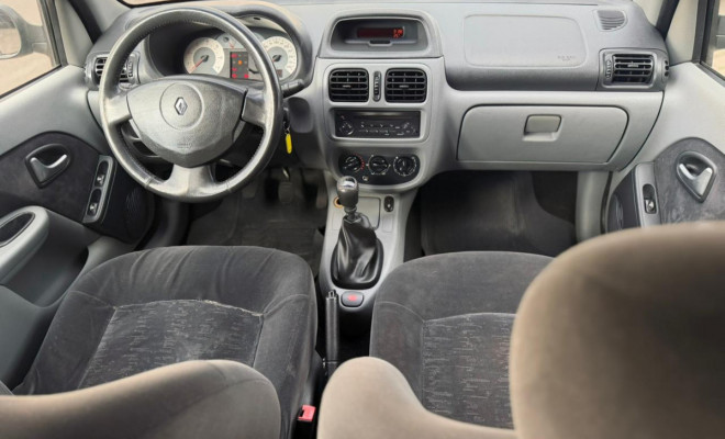 Renault Clio Sed. Privilège Hi-Flex 1.6 16V 4p 2006 Flex-8