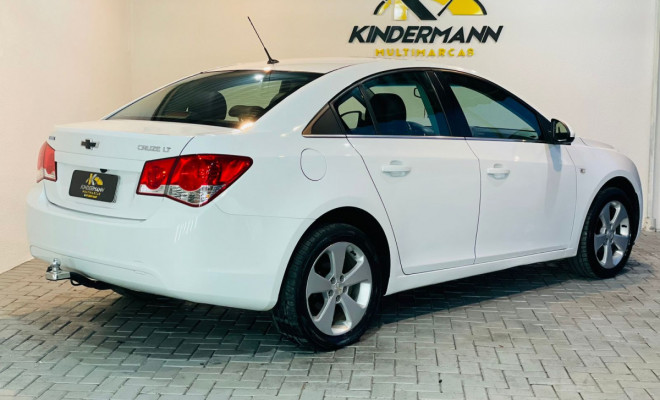 GM - Chevrolet CRUZE LT 1.8 16V FlexPower 4p Mec. 2014 Flex-4
