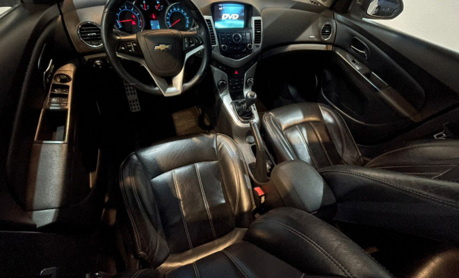 GM - Chevrolet CRUZE LT 1.8 16V FlexPower 4p Mec. 2014 Flex-7