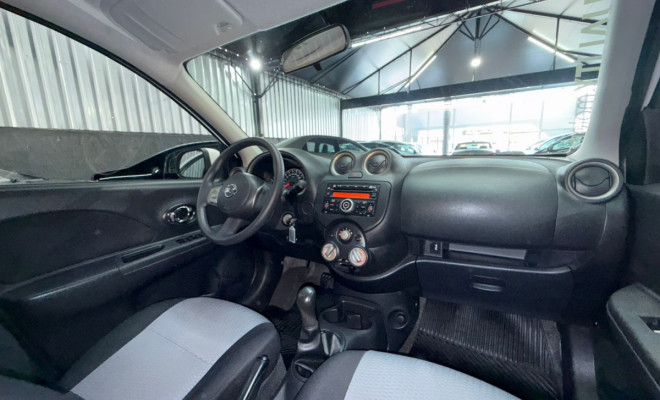 Nissan MARCH SV 1.6 16V Flex Fuel 2014 Flex-8