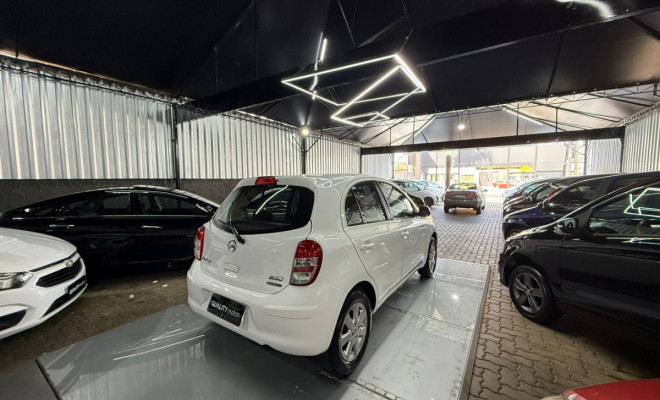 Nissan MARCH SV 1.6 16V Flex Fuel 2014 Flex-2