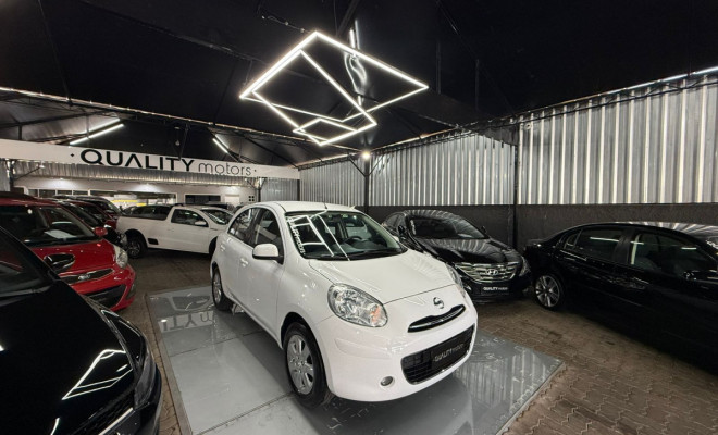 Nissan MARCH SV 1.6 16V Flex Fuel 2014 Flex
