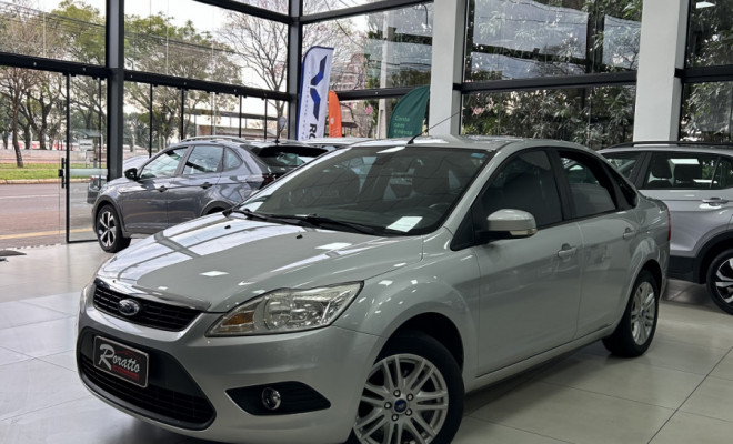 Ford Focus Sedan 2.0 16V/2.0 16V Flex 4p Aut. 2012 Flex