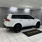 Mitsubishi Pajero DAKAR 3.2 4x4 T.I. Dies. 5p Aut. 2015 Diesel-6