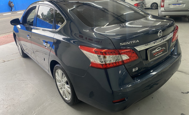 Nissan Sentra SL 2.0/ 2.0 Flex Fuel 16V Aut. 2014 Flex-4
