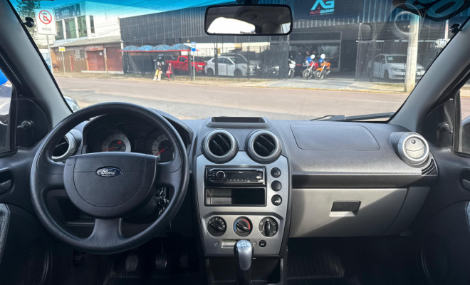 Ford Fiesta Sedan 1.0 8V Flex 4p 2009 Flex-6