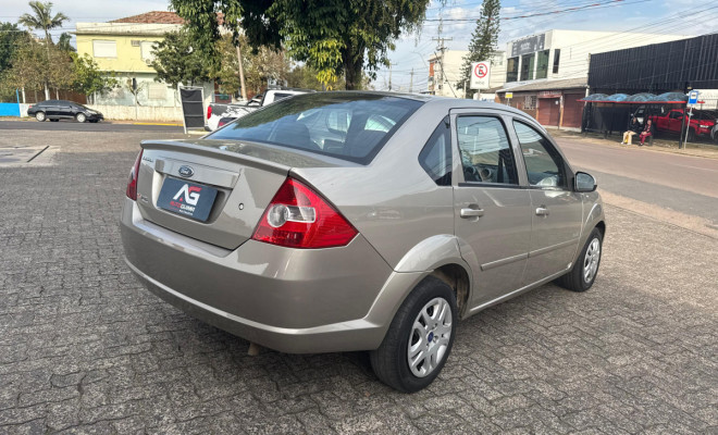 Ford Fiesta Sedan 1.0 8V Flex 4p 2009 Flex-4