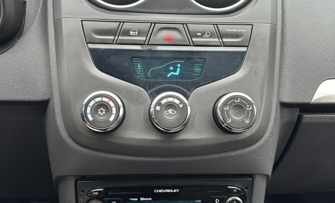 GM - Chevrolet MONTANA LS 1.4 ECONOFLEX 8V 2p 2014 Flex-8