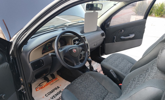Fiat Palio 1.0 Celebr. ECONOMY F.Flex 8V 2p 2010 Flex-8