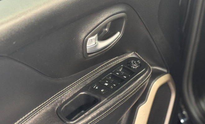 Jeep Renegade Longitude 1.8 4x2 Flex 16V Aut. 2016 Flex-13