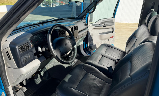 F-250 XLT-L 4.2 MWM Diesel 2000 – Exclusividade, potência e estilo em um só projeto!-14