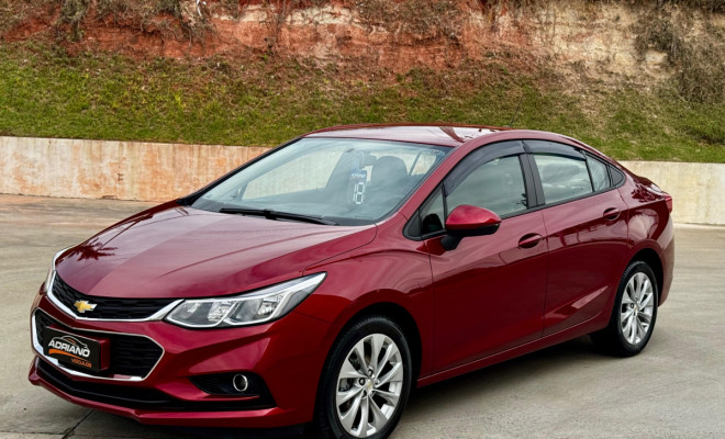 CRUZE LT 1.4 Turbo Automático 2018 – Conforto, tecnologia e estilo em um só sedan!