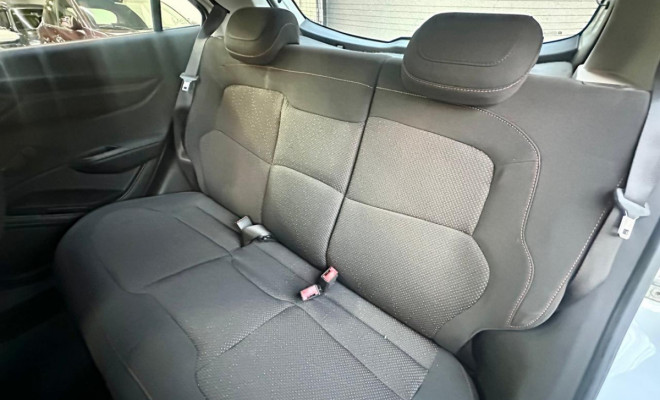 GM - Chevrolet ONIX HATCH LT 1.4 8V FlexPower 5p Mec. 2014 Flex-11