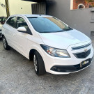 GM - Chevrolet ONIX HATCH LT 1.4 8V FlexPower 5p Mec. 2014 Flex-10
