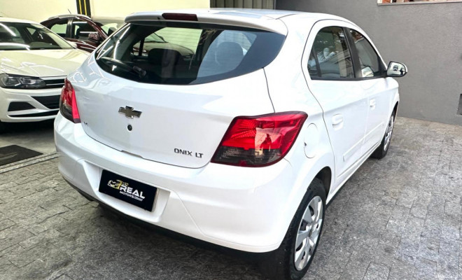 GM - Chevrolet ONIX HATCH LT 1.4 8V FlexPower 5p Mec. 2014 Flex-12