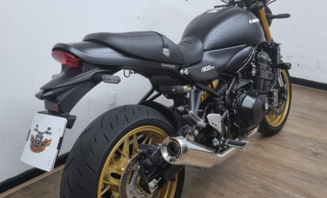 KAWASAKI Z 900 RS R Edition 2025 Gasolina-11