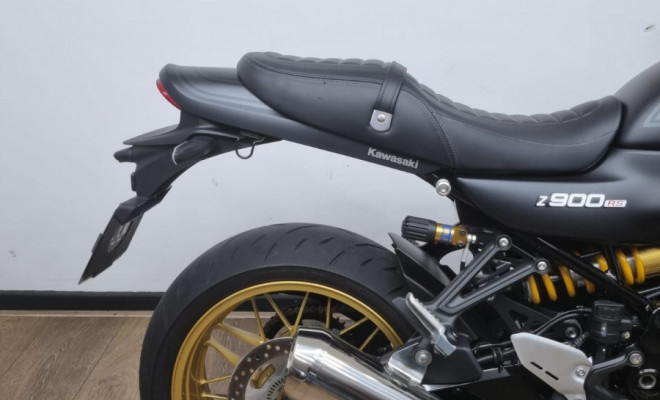 KAWASAKI Z 900 RS R Edition 2025 Gasolina-5