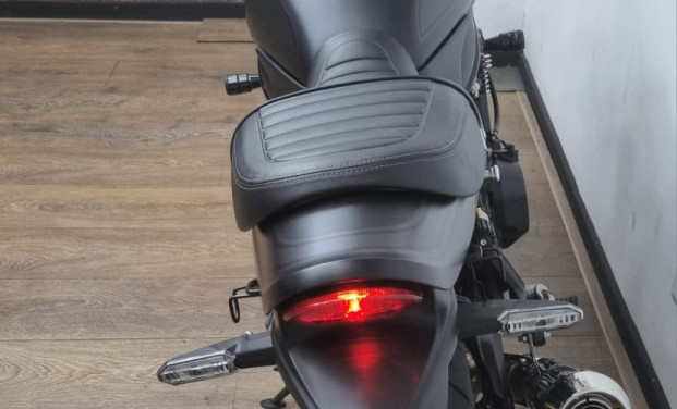 KAWASAKI Z 900 RS R Edition 2025 Gasolina-10