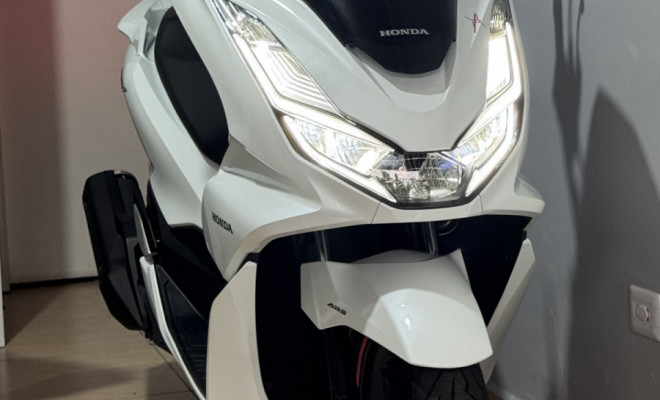 HONDA PCX 160  2023 Gasolina-1