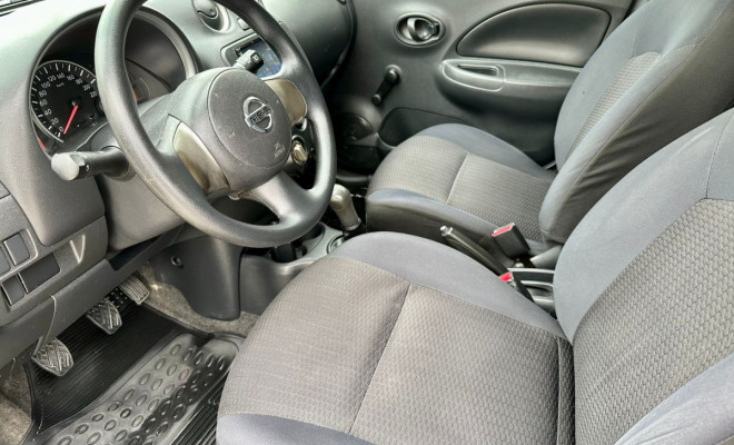 Nissan MARCH 1.0 Flex Fuel - 2012-9