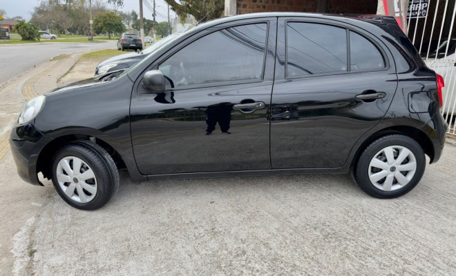 Nissan MARCH 1.0 Flex Fuel - 2012-4