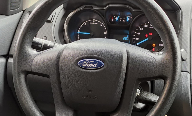Ford Ranger XLS 2.2 4x4 CD Diesel Mec. 2013 Diesel-4