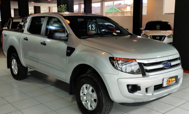 Ford Ranger XLS 2.2 4x4 CD Diesel Mec. 2013 Diesel