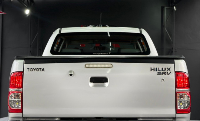 Toyota Hilux CD SRV D4-D 4x4 3.0  TDI Dies 2013 Diesel-2