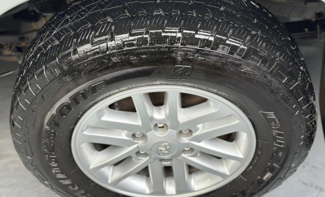 Toyota Hilux CD SRV D4-D 4x4 3.0  TDI Dies 2013 Diesel-8