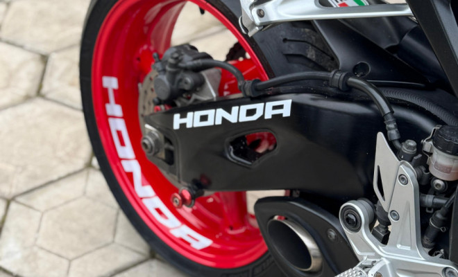 HONDA CBR 1000 RR Fireblade 2010 Gasolina-5