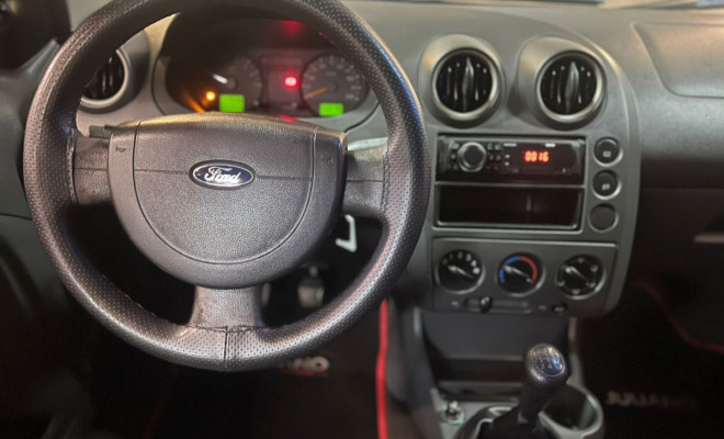Ford Fiesta Supercharger 1.0 8V 95cv 5p 2004 Gasolina-6