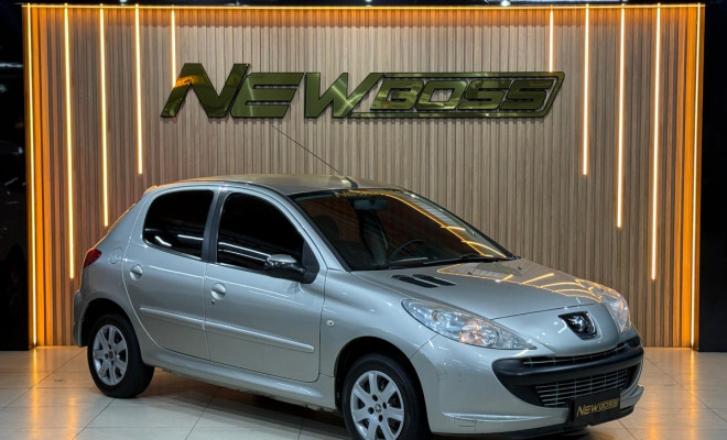 Peugeot 207 XR 1.4 Flex 8V 5p 2011 Gasolina