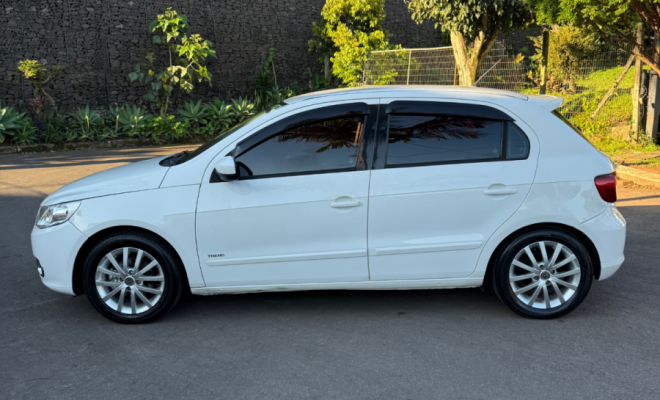 VW - VolksWagen Gol (novo) 1.6 Mi Total Flex 8V 4p 2013 Flex-8