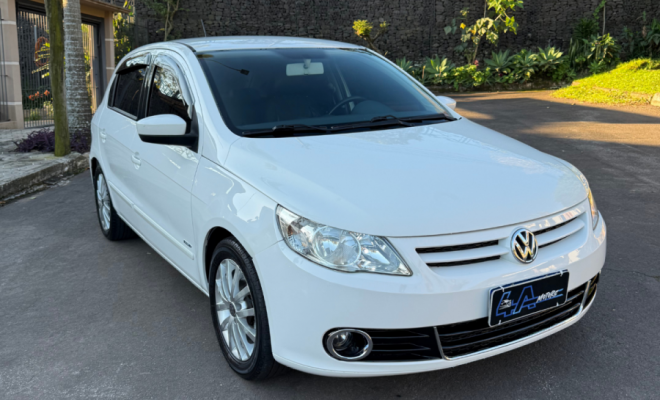 VW - VolksWagen Gol (novo) 1.6 Mi Total Flex 8V 4p 2013 Flex-2