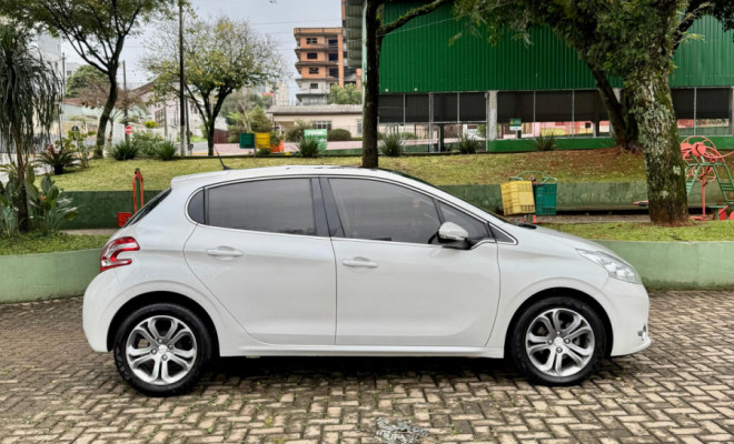Peugeot 208 Griffe 1.6 Flex 16V 5p Aut. 2015 Flex-5