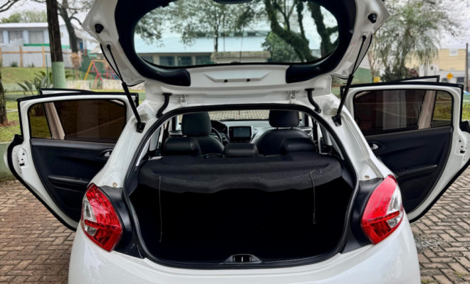 Peugeot 208 Griffe 1.6 Flex 16V 5p Aut. 2015 Flex-14