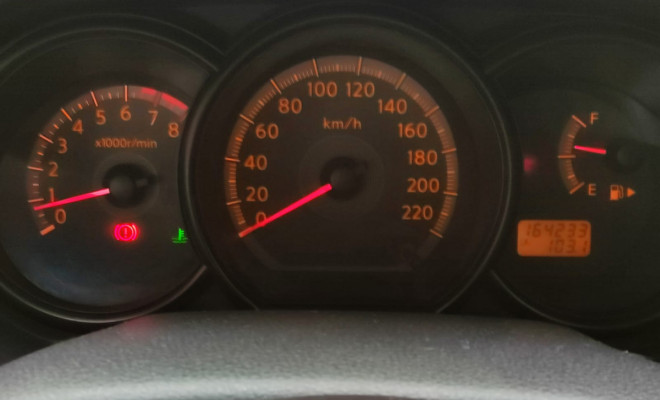 Nissan LIVINA S 1.6 16V Flex Fuel Mec. 2012 Flex-7