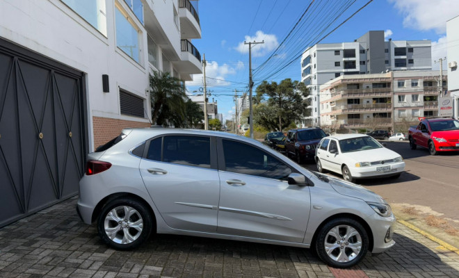GM - Chevrolet ONIX HATCH PREM. 1.0 12V TB Flex 5p Aut. 2022 Flex-2