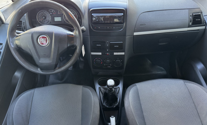 Fiat Idea ATTRACTIVE 1.4 Fire Flex 8V 5p 2013 Flex-4