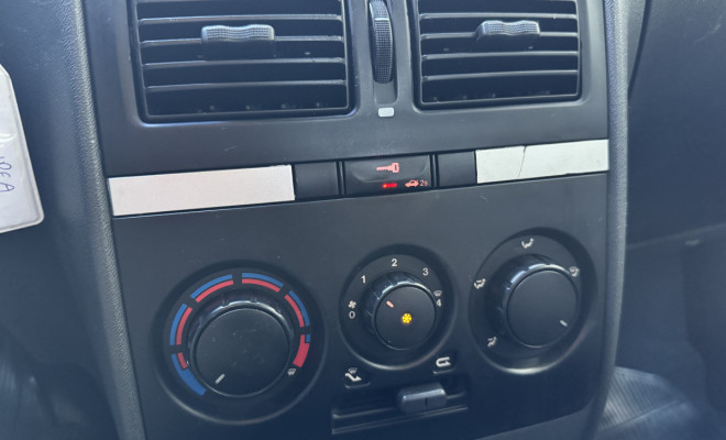 Fiat Idea ATTRACTIVE 1.4 Fire Flex 8V 5p 2013 Flex-9