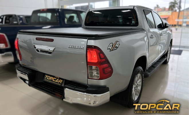Toyota Hilux CD SR 4x4 2.8 TDI Diesel Aut. 2017 Diesel-2